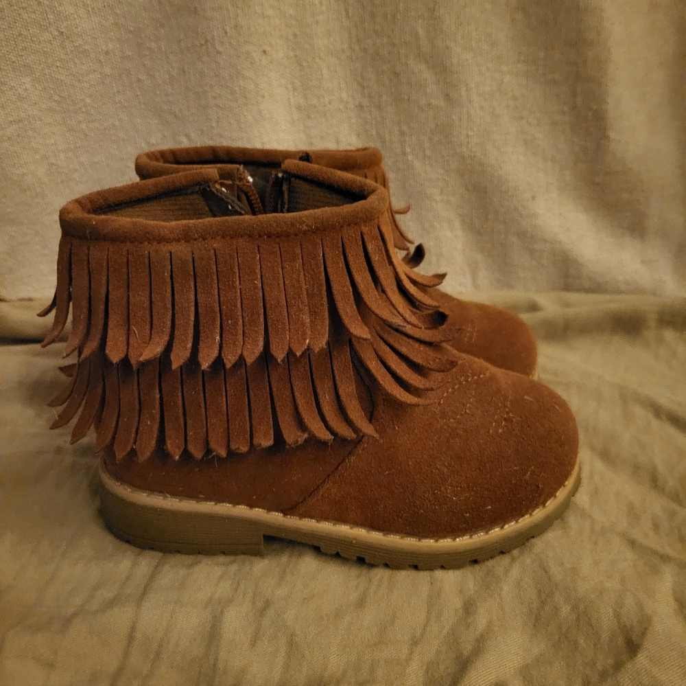 Stylish Kids' Tan Boots